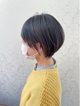 ヘアーデザイン アンジェロ インアルト(Hair Design Angelo In alto) 40代/50代/ショート/耳掛け/丸みショート