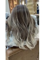 ジゼル(gisele)&nbsp;(小山)バレイヤージュ