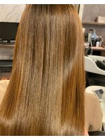 カミケンパセオ(kamiken.paseo)&nbsp;潤い美艶しっとり手触りなめらかストレート【カミケンパセオ】