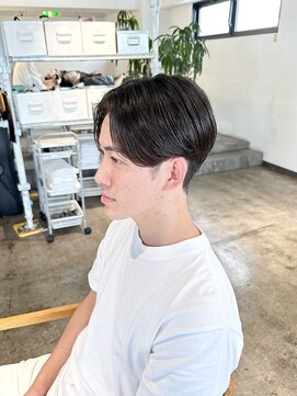 ザ オーダー(THE ORDER) モテ髪センターパート刈り上げメンズカットメンズヘア