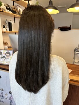 ヘアーサロン 銀 グレージュカラー