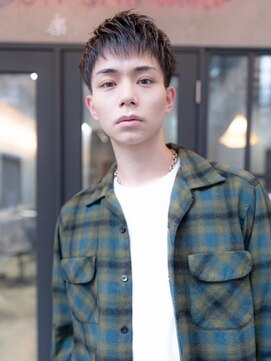 イオ 本厚木(io) スパイキーショートメンズカット短髪ビジネス刈り上げ