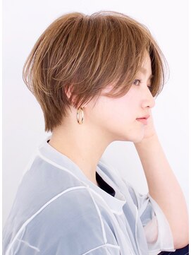 アイスバーグ ウェスト 清澄白河(eyesburg W/est) 20代30代大人可愛い小顔ショートボブくびれ