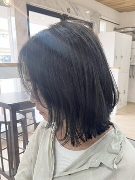 エメヘアデザイン ルイス(Aimer Hair Design Lewis) 重ためレイヤーカット/ミディアムヘア/弘前市