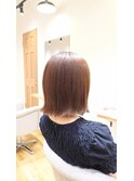 オリーブカラー切りっぱなしボブ