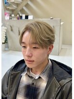 ラ ポルト ドゥ サワ(La Porte de SAWA)&nbsp;長野市美容室/ハイトーンカラー×フェザーショート