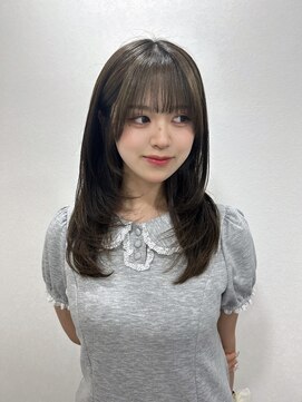 ヴィジュアリスト(VISUALIST) レイヤーカット/オリーブカラー