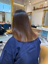 ロンドアベニール 北千住(Lond avenir)&nbsp;オリーブグレー/韓国風巻き/レイヤーカット/髪質改善/縮毛矯正