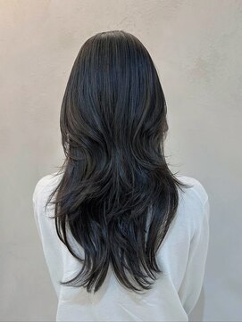 セブンルックス(7LOOKS) 【髪質改善】ブルーブラック×ロングヘア韓国巻きレイヤー