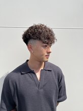 リロウ 大井町(Rellow) スペインカール×フェードツーブロック