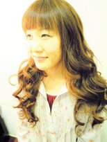 美容室 カーム(CALM)&nbsp;ガーリーウェーブ（ロング）