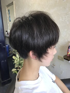 フェリマーレ(FeliMare) 前下がりグラデーション