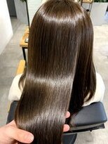 ピリオド(period.)&nbsp;大人気！透明感たっぷりのオリーブベージュ