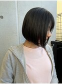 パツっとボブ　