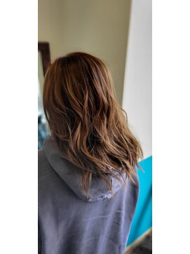 キキヘアメイク(kiki hair make) しんや【ハイライトカラー】