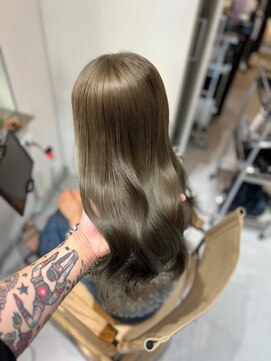 ロエ 恵比寿 代官山(ROE) オリーブベージュ　マチルダボブインナーグレージュ前髪