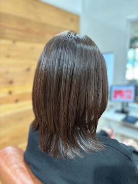 リーク(LEEK) 真っ直ぐすぎない髪質改善ストレート