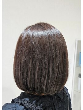 カロレ(Calore) 内巻きボブ