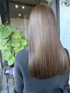 スカイ(SKY) 透明感カラー/髪質改善/縮毛矯正/韓国風レイヤーカット