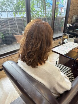 キャラ 池袋本店(CHARA) ふんわりスタイルでオシャレドアップ**