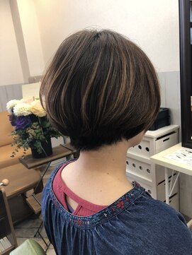 ヌーボヘアー(Nubo Hair) 襟元スッキリショート