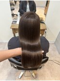 ココアベージュと艶ロングヘア　　stylist  松風　コウ