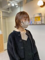 顔まわりレイヤー/切りっぱなしボブ/ワンカラーベージュ　渋谷