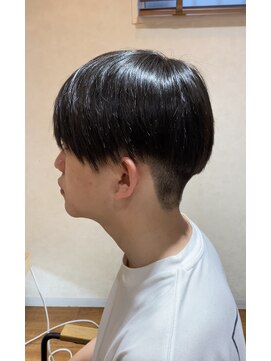 ヴェロ 福井(VeRO) おでこが狭くて前髪が流れない方におすすめの長めマッシュ