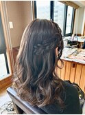 サイド編み込みハーフアップ