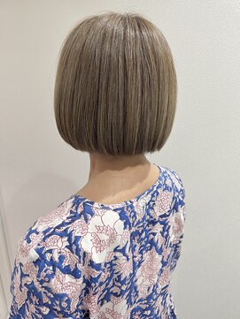 ジエクト アイロ(The Ect ilo) 白髪ぼかしハイライト グレージュカラー グレーベージュ