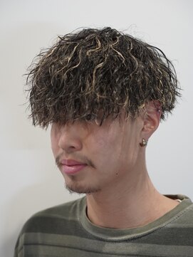 アビールブレ 新潟万代(ABEY LEVRAI) 新潟ツイストスパイラル　新潟メンズパーマ　マッシュパーマ