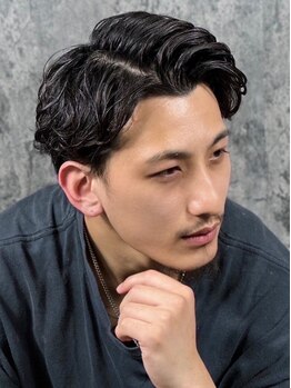 【国内外41店舗/個室】《平日21時迄OK》デキる男の為サロン★話題の形状記憶パーマも人気![理容室]