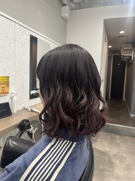 シェル 立川(shell) コテ巻きパーマ風グラデーションカラー