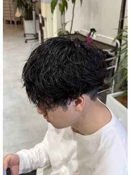 エル ブランシェ(Ailes Branches) メンズマッシュ波巻きスパイラルパーマ