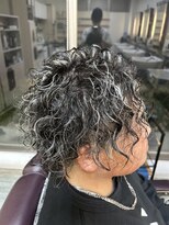 マリオヘアー 本庄店 メッシュ縦落ちスパイラル