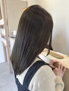 ミュゼプリュム(Musee plume) ブリーチなしの透明感オリーブ