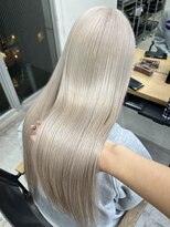 キラ 原宿(KILLA)&nbsp;ダブルカラー/ホワイトブロンド/ケアブリーチ/ハイトーン