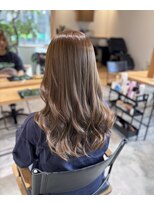 ソヨ ヘアー ミュージアム(Soyo Hair museum)&nbsp;ダブルカラー×ミルクティーベージュ