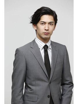 アース 小田原店(HAIR&MAKE EARTH) トレンドの新感覚の七三分け【EARTH小田原店】