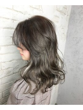 プライズ アイリス 池袋東口店(prize Iris) ハイトーン透けグレージュ/ハイライトグレージュ池袋東口店/池袋