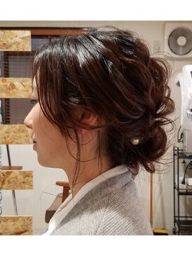 カタチ バイ アンジュ(katachi by Ange) 【katachi by Ange】ゆるシニヨン