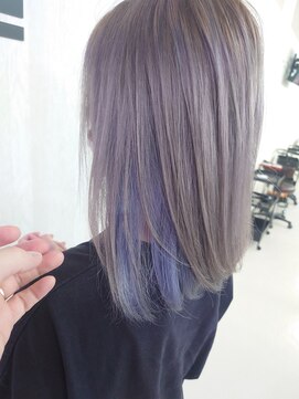 アンダーバーホワイト 天王店(_WHITE) インナーカラー/グレイジュ×ペールブルー＿（１１．９）M