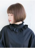 アッシュベージュ　まとまりボブ