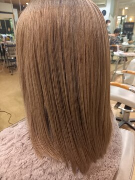 シャンプーボーイ ハイトーンレッドベージュ