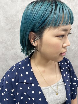 コーパル(copal) オン眉ミニボブ・ブリーチ必須のブルーヘア