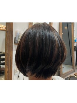 髪質を見極め、一人ひとりに合ったケアを◎本格ヘッドスパで気になる頭皮ケアも＊