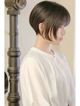 ルーシー ヘアデザインワークス(Lucy Hair Design Works) サロンワーク×レイヤーショートボブ
