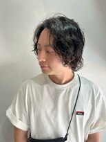 ウクラ バイ レシッド 池袋(uchla by rcid) 黒髪ミディアムレイヤー束感メンズウェーブパーマセンターパート