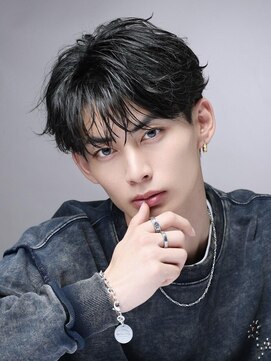 リップス 自由が丘(LIPPS) トレンドおしゃれ感MAXシースルーフェザーショート