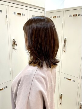 アッシュ 町田駅前通り店(Ash) 【Ash町田駅前通り店 西尾美妃】外はねボブ